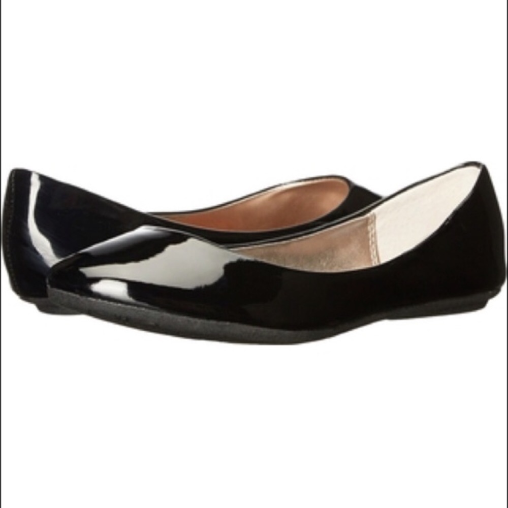 Steve Madden Black Patent P-Helio Ballet Flats